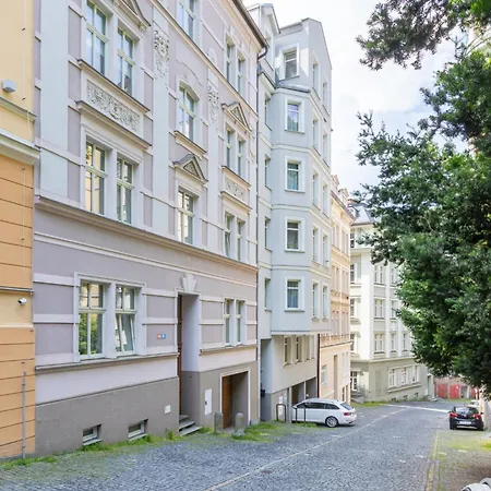 Near The Source Apartment *